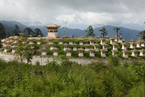 108-chortens